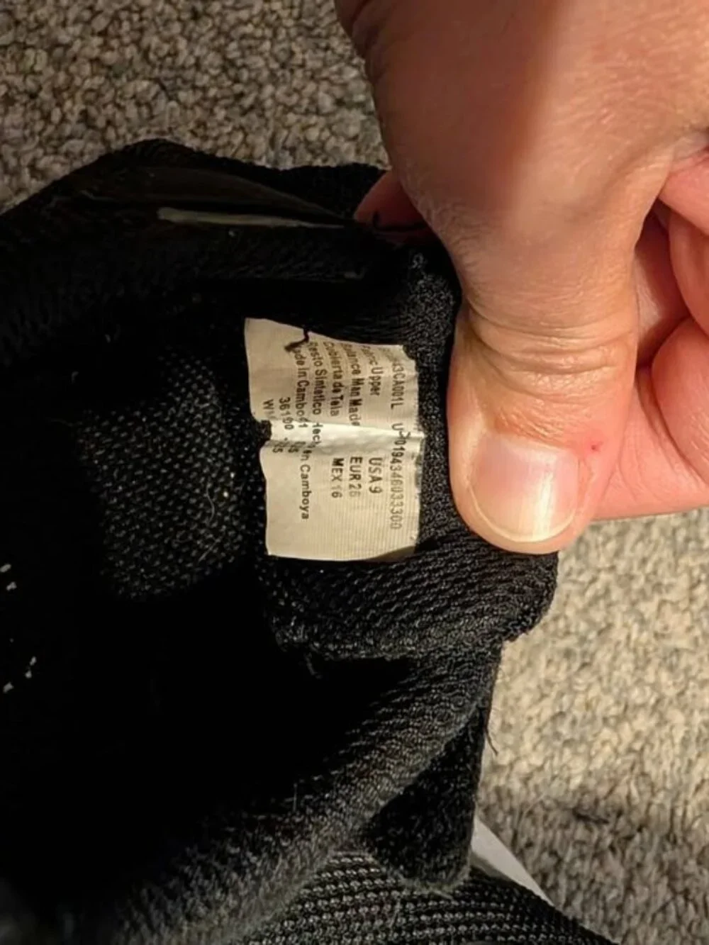 Boys size 9 shoes